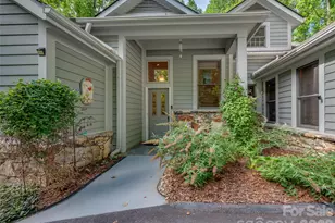 104 Little Cherokee Ridge, Hendersonville, NC 28739 - Photo 2