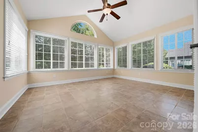 808 Wynnshire Drive #B, Hickory, NC 28601 - Photo 6
