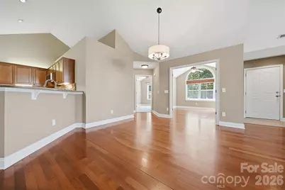 808 Wynnshire Drive #B, Hickory, NC 28601 - Photo 10