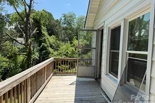 514 S Avon St, Gastonia, NC 28054 - Photo 12