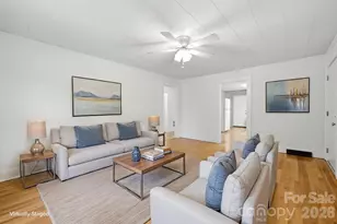 825 21st St Dr SE, Hickory, NC 28602 - Photo 6