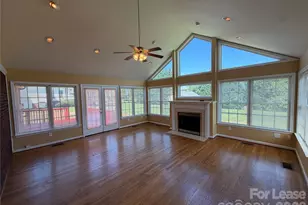 236 Meadow Oaks Dr, Statesville, NC 28625 - Photo 4