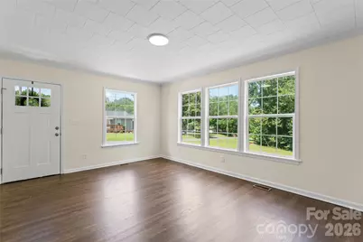 1034 Patton Avenue, Albemarle, NC 28001 - Photo 4