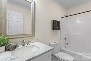 1034 Patton Ave, Albemarle, NC 28001 - Photo 10
