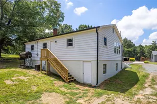 1034 Patton Ave, Albemarle, NC 28001 - Photo 16
