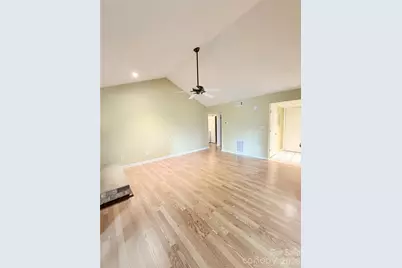 5839 Harris Grove Lane, Charlotte, NC 28212 - Photo 6