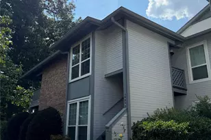 5839 Harris Grove Ln, Charlotte, NC 28212 - Photo 2