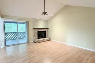 5839 Harris Grove Ln, Charlotte, NC 28212 - Photo 4