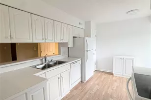5839 Harris Grove Ln, Charlotte, NC 28212 - Photo 10