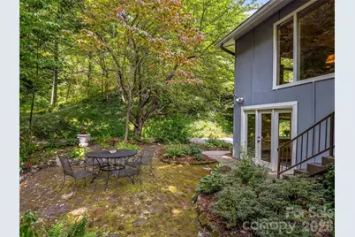 5 Hillcrest Road E, Asheville, NC 28804 - Photo 46