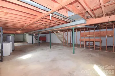605 S Buena Vista Drive, Hendersonville, NC 28792 - Photo 24