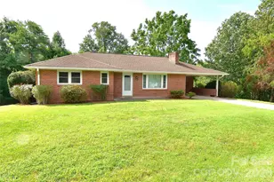 605 S Buena Vista Dr, Hendersonville, NC 28792 - Photo 26