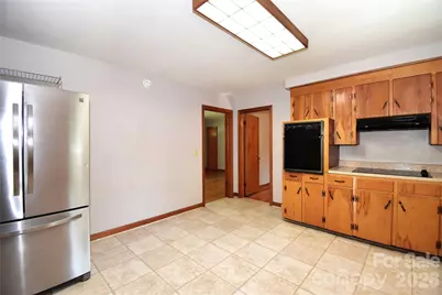 605 S Buena Vista Drive, Hendersonville, NC 28792 - Photo 10
