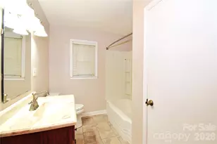 605 S Buena Vista Dr, Hendersonville, NC 28792 - Photo 18