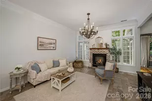 7 Oak Hollow Dr, Asheville, NC 28805 - Photo 4