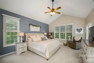 7 Oak Hollow Dr, Asheville, NC 28805 - Photo 20