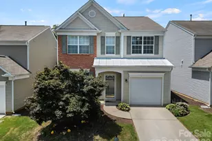 11719 Woodmere Trace Dr, Charlotte, NC 28277 - Photo 2