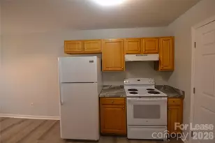 4638 Palm Breeze Ln, Charlotte, NC 28208 - Photo 10