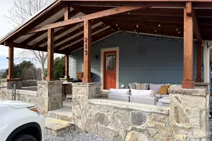 213 Sandy Creek Ct, Hendersonville, NC 28792 - Photo 2