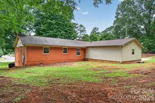 101 N Main St, Mount Pleasant, NC 28124 - Photo 28