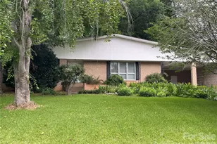 3209 Greenwood Park Cir, Albemarle, NC 28001 - Photo 2