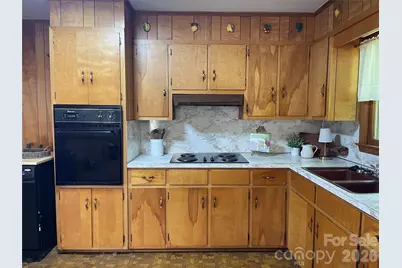 3209 Greenwood Park Circle, Albemarle, NC 28001 - Photo 8