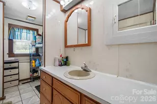 2504 Brentwood Cir, Lenoir, NC 28645 - Photo 12