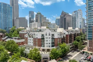 300 W 5th St, Charlotte, NC 28202 - Photo 20