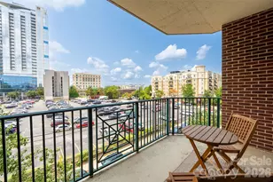 300 W 5th St, Charlotte, NC 28202 - Photo 22