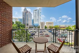 300 W 5th St, Charlotte, NC 28202 - Photo 20