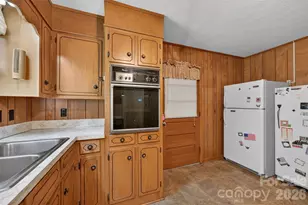 147 B and S Ln, Hickory, NC 28601 - Photo 28