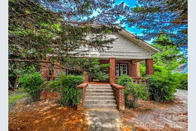 154 S Broadway Street, Forest City, NC 28043 - Photo 1