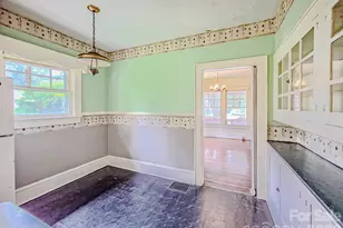 154 S Broadway St, Forest City, NC 28043 - Photo 12