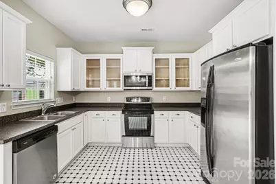 10004 Barrands Lane, Charlotte, NC 28278 - Photo 8
