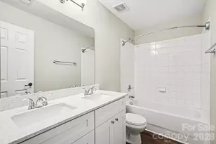 10004 Barrands Ln, Charlotte, NC 28278 - Photo 24