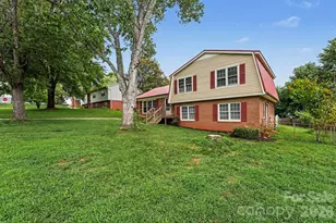 630 Colonial Dr, Statesville, NC 28625 - Photo 4