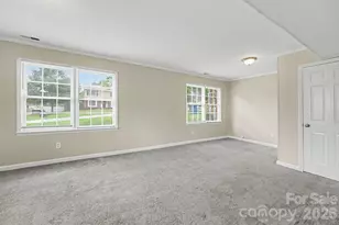 630 Colonial Dr, Statesville, NC 28625 - Photo 10