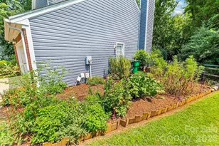 9800 Furlong Trail, Charlotte, NC 28269 - Photo 4