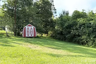 2064 Alberton Ln, Lenoir, NC 28645 - Photo 14