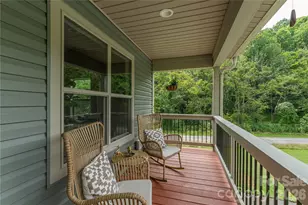 38 Sunrise Dr, Mars Hill, NC 28754 - Photo 4