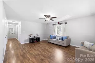 51 Kay Thomas Dr, Hendersonville, NC 28792 - Photo 8