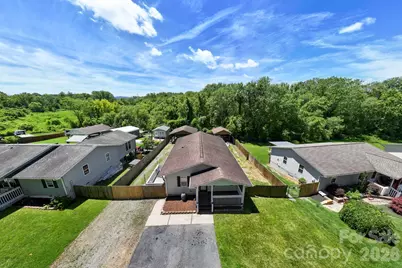51 Kay Thomas Drive, Hendersonville, NC 28792 - Photo 28