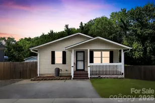 51 Kay Thomas Dr, Hendersonville, NC 28792 - Photo 1
