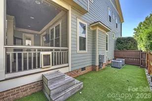 2829 Attaberry Dr, Charlotte, NC 28205 - Photo 30