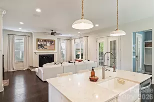 2829 Attaberry Dr, Charlotte, NC 28205 - Photo 10