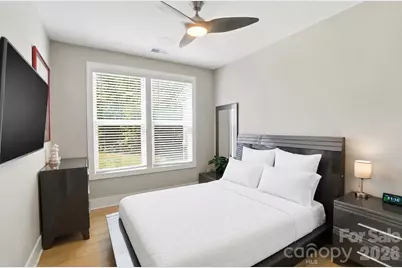 5225 Glenwalk Drive, Charlotte, NC 28269 - Photo 16
