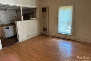 1032 Plymouth St, Gastonia, NC 28054 - Photo 2