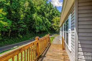 797 Pleasant Valley Rd, Burnsville, NC 28714 - Photo 8