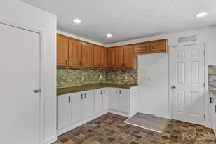 797 Pleasant Valley Rd, Burnsville, NC 28714 - Photo 24