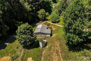 797 Pleasant Valley Rd, Burnsville, NC 28714 - Photo 10